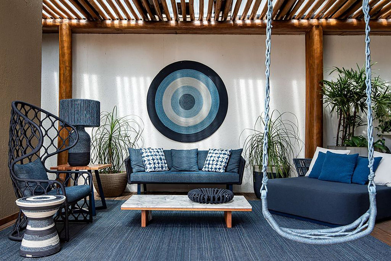 “I Don’t Know How to Decorate.” Relax! The Right Pieces Simplify Any Décor