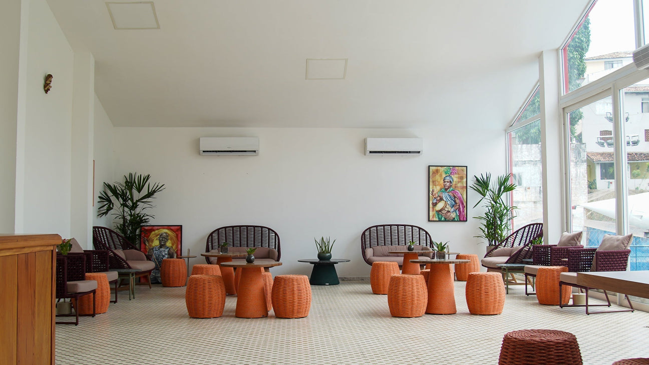 Poufs in Corporate Spaces: Adding a Touch of Design to Formal Environments