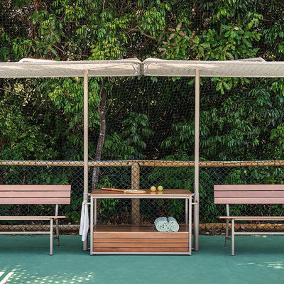 Slatted Bench: Contemporary and Versatile Style for All Spaces