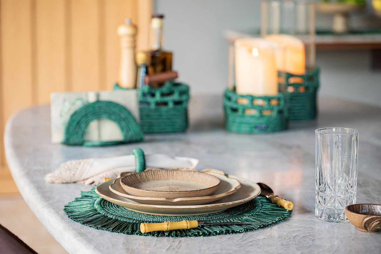 The Harmony Between Charger Plates and Napkin Rings: Elegance at the Table