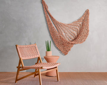 Objects and details: the charm of imperfection