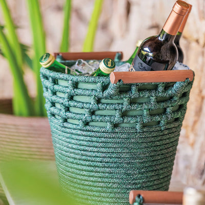 Designer Ice Bucket: Elegance in Every Detail of Your Gourmet Space