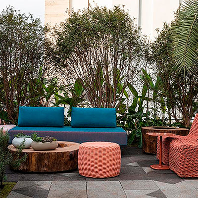 Biophilic Design: How to Integrate Tidelli Furniture with Nature