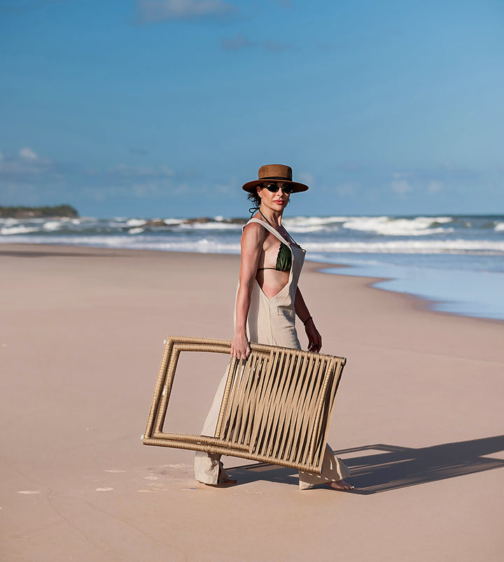 Folding Chair: Freedom to Enjoy Your Spaces with Lightness and Sophistication