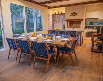 How to Decorate a Mountain Home Without Losing Lightness