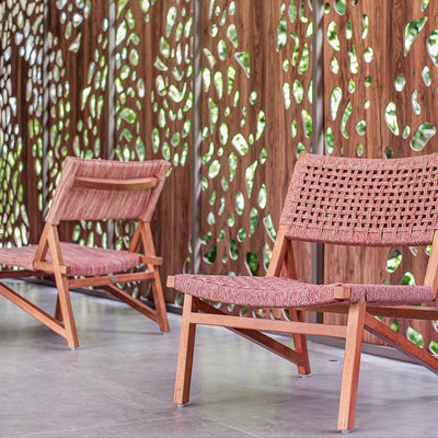 Tidelli pays homage to Inca ancestry in a line that explores wefts and weaving.